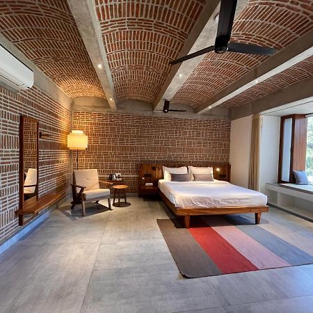Ostel In Hostel Pondicherry Ngoại thất bức ảnh