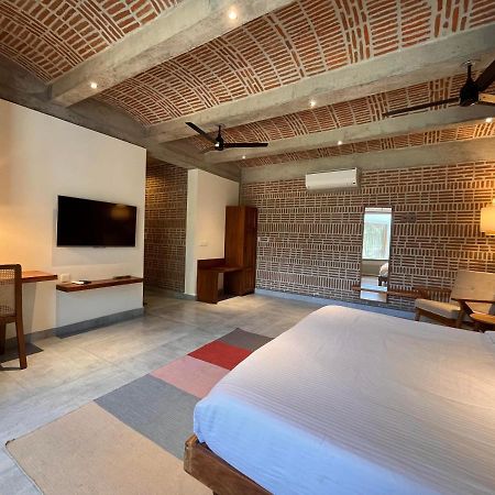 Ostel In Hostel Pondicherry Ngoại thất bức ảnh