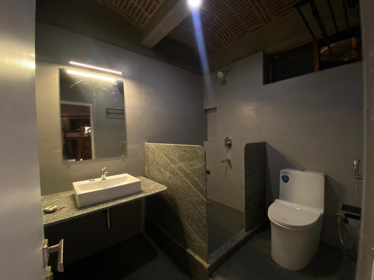Ostel In Hostel Pondicherry Ngoại thất bức ảnh