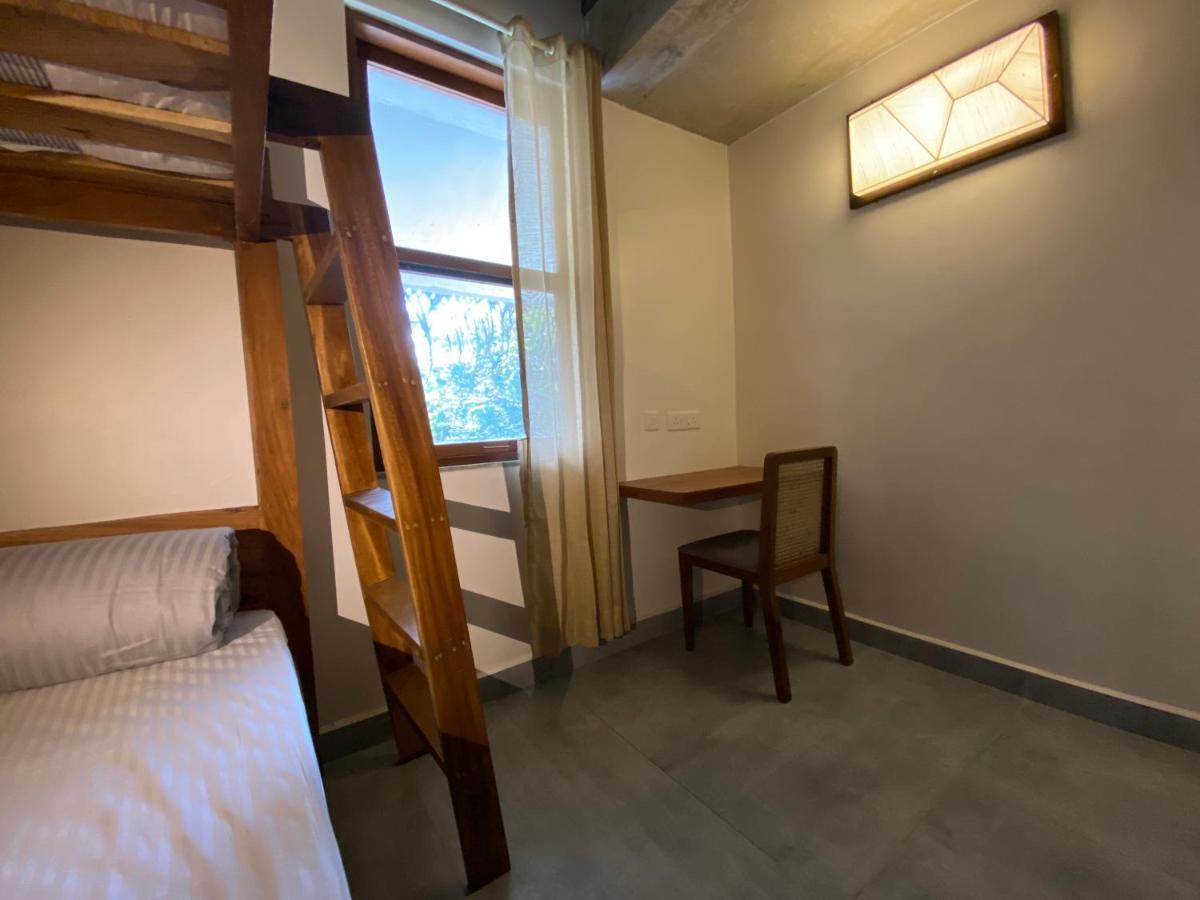 Ostel In Hostel Pondicherry Ngoại thất bức ảnh