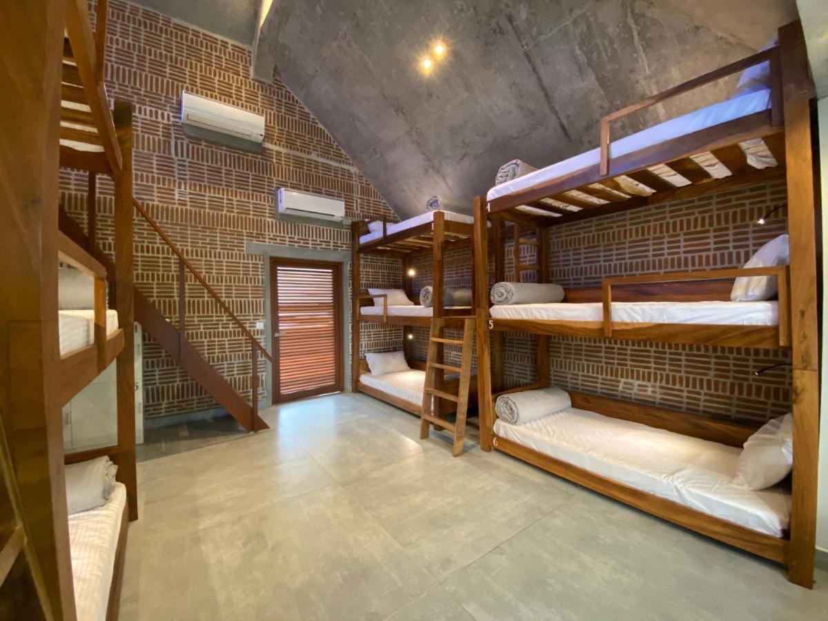 Ostel In Hostel Pondicherry Ngoại thất bức ảnh