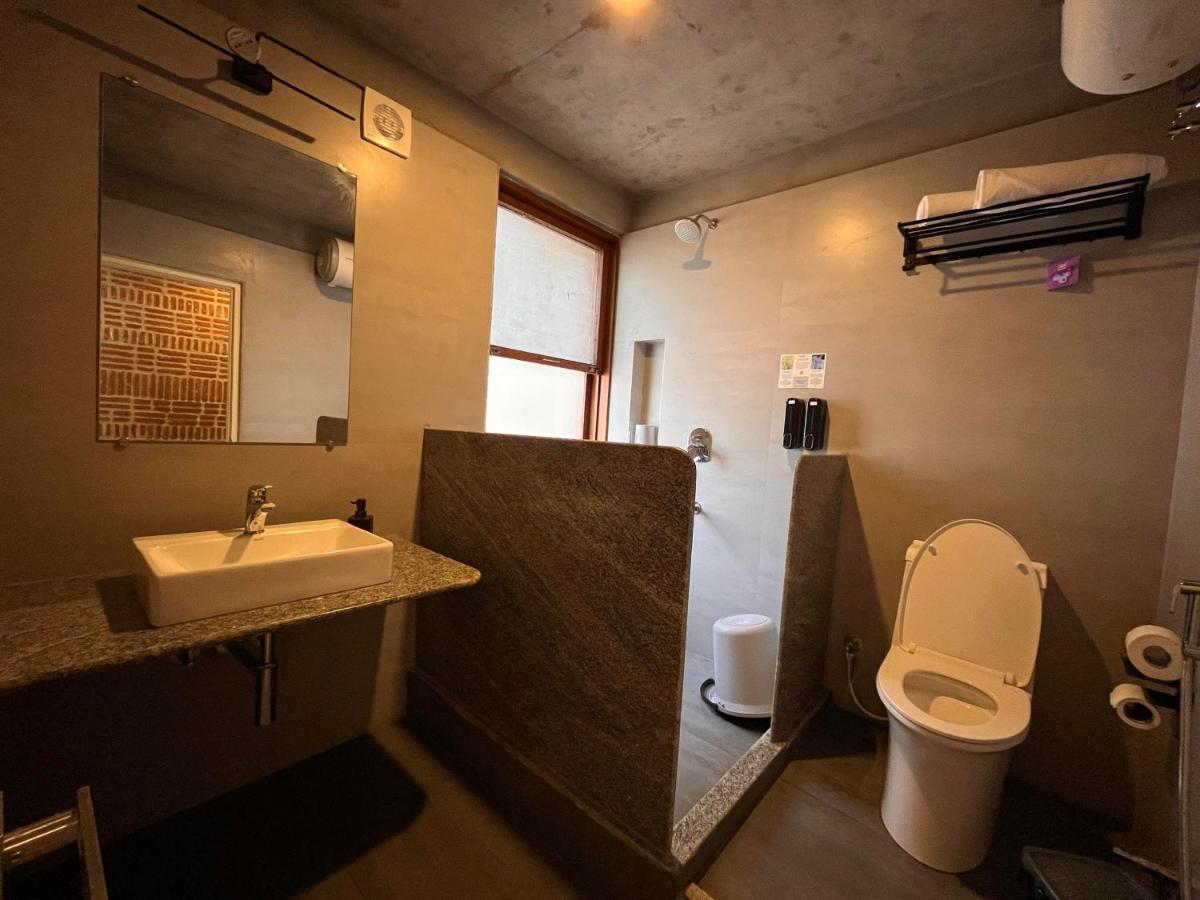 Ostel In Hostel Pondicherry Ngoại thất bức ảnh