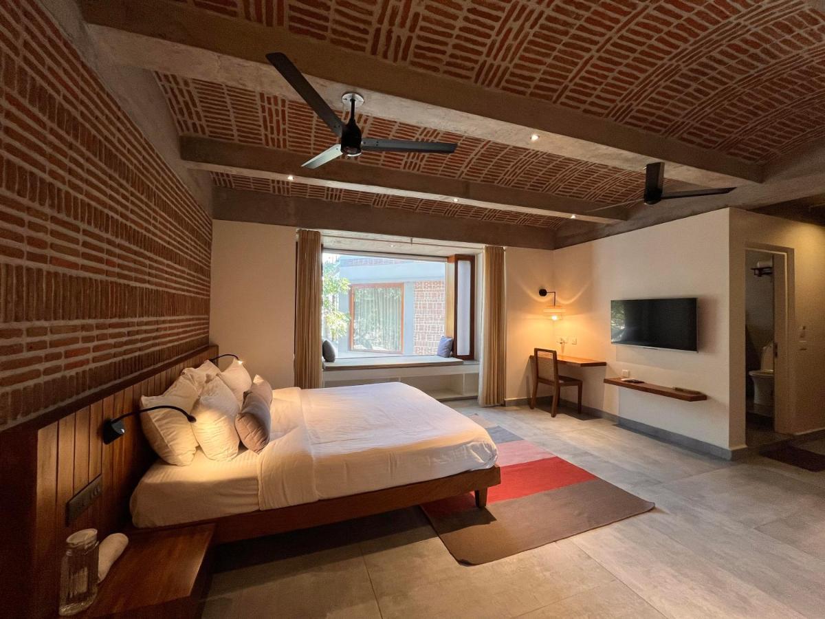 Ostel In Hostel Pondicherry Ngoại thất bức ảnh